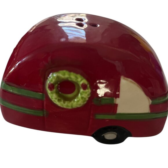 CHRISTMAS Themed Car & Camper Salt & Pepper Shakers Holiday Decor Ceramic - Picture 4 of 5
